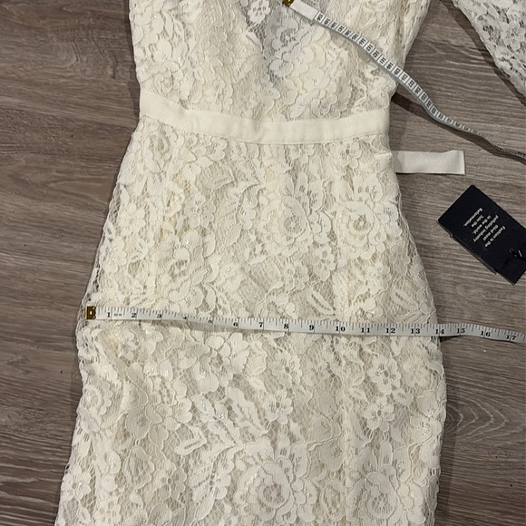 Reformation Hestia Dress - Picture 7 of 10